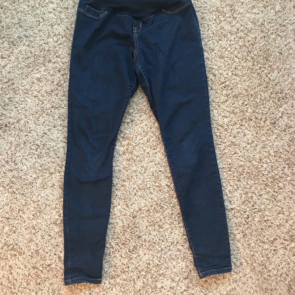 Maternity skinny jeans
